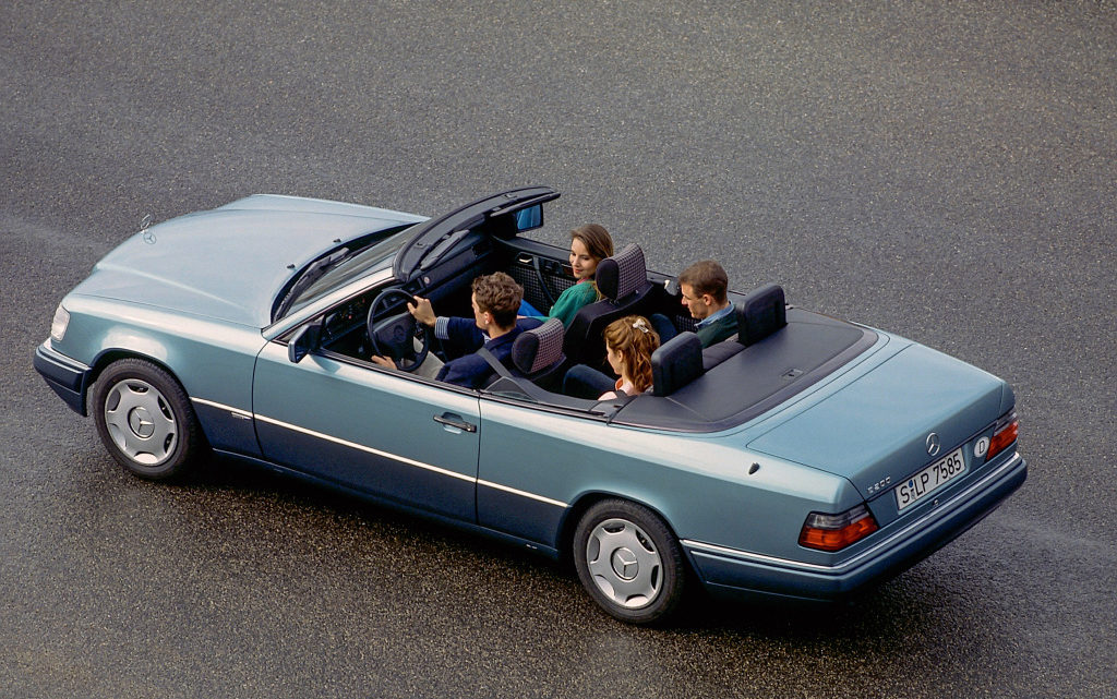 BR124: Premiere des Cabriolet vor 30 Jahren BR124: Premiere des Cabriolet vor 30 Jahren