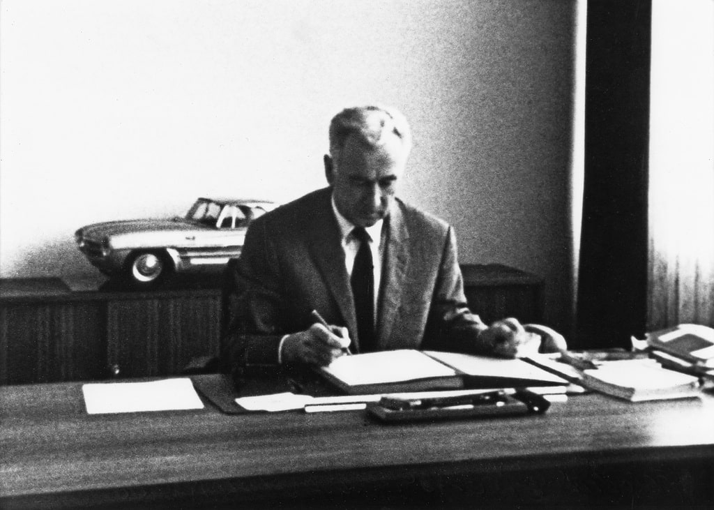 Friedrich Geiger in seinem Büro, Mai 1968